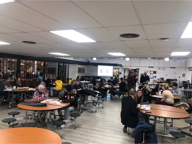 Chagrin Falls High School Speed Networking Event Creates Dozens of Connections for Students