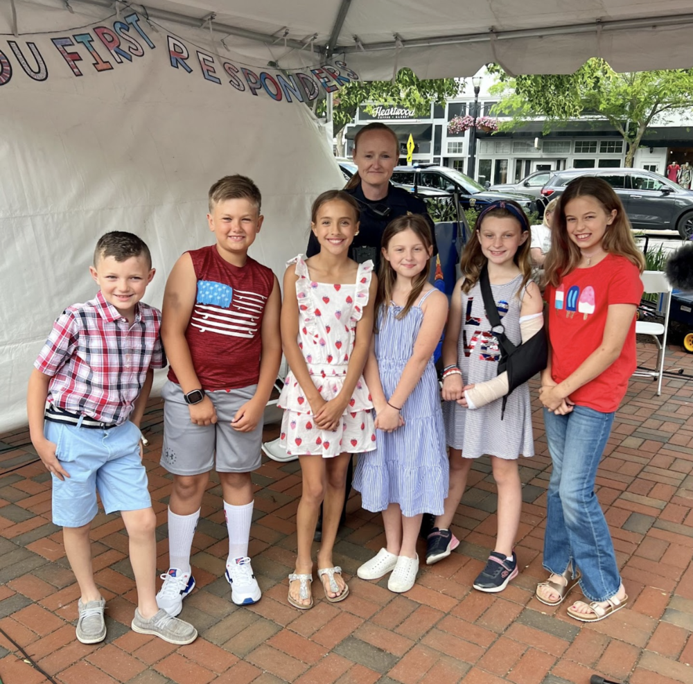 Chagrin Falls Schools’ Students Participate in Chagrin Valley First Responders Appreciation Day