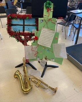 Music Stand Decorating Contest in 8th grade band